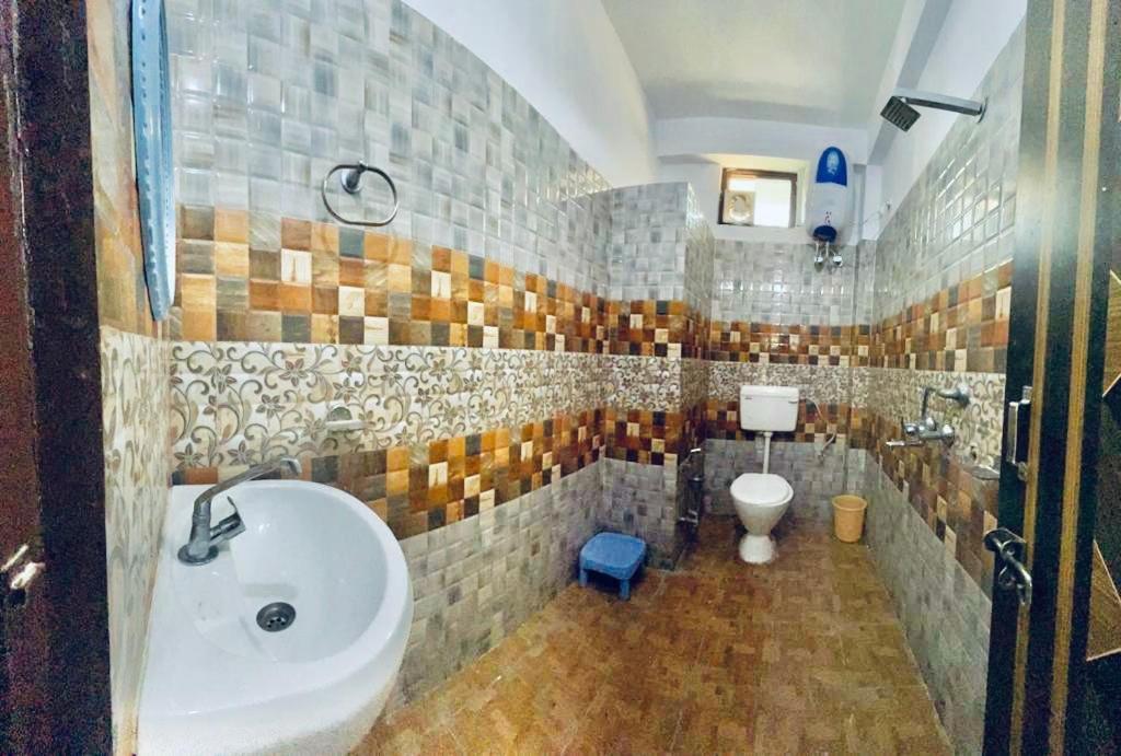Hotel Ananta Residency Rishīkesh Esterno foto