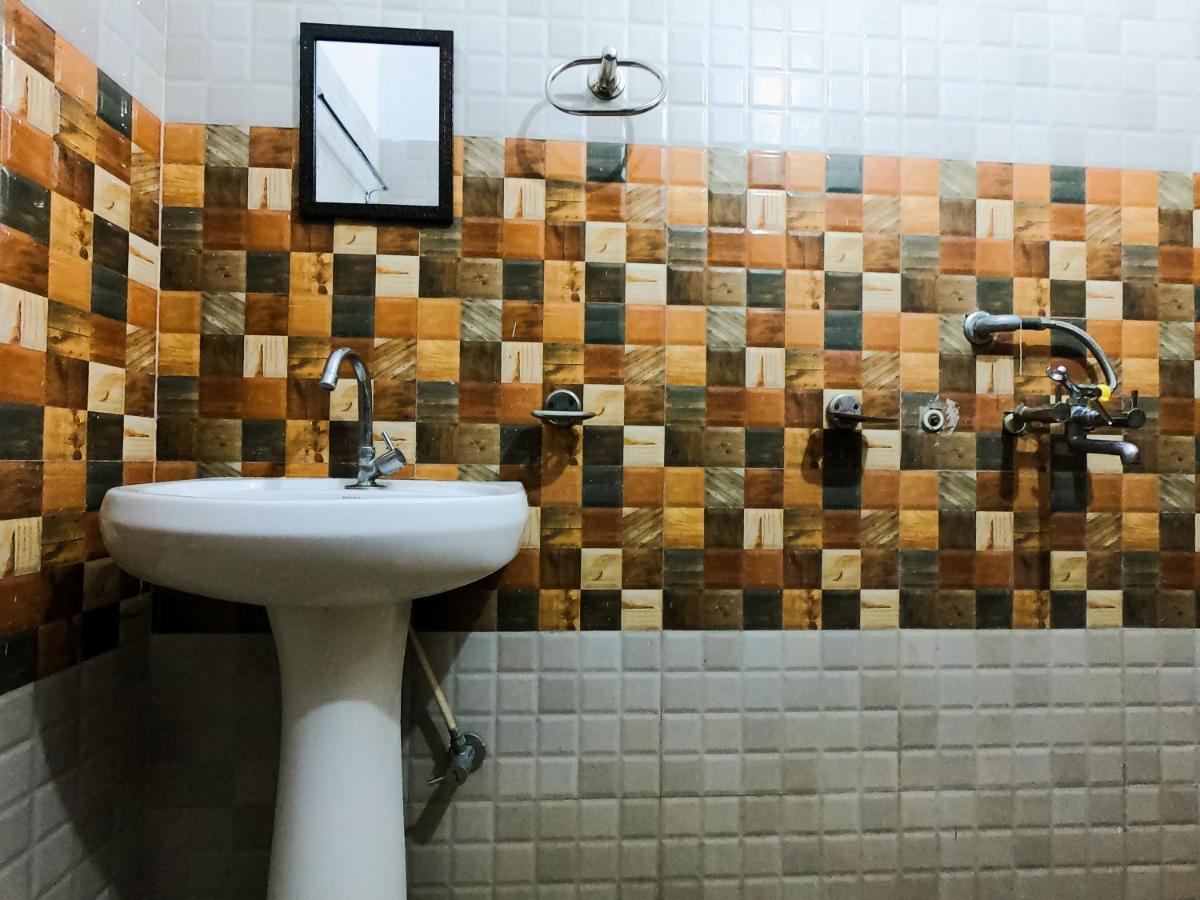 Hotel Ananta Residency Rishīkesh Esterno foto